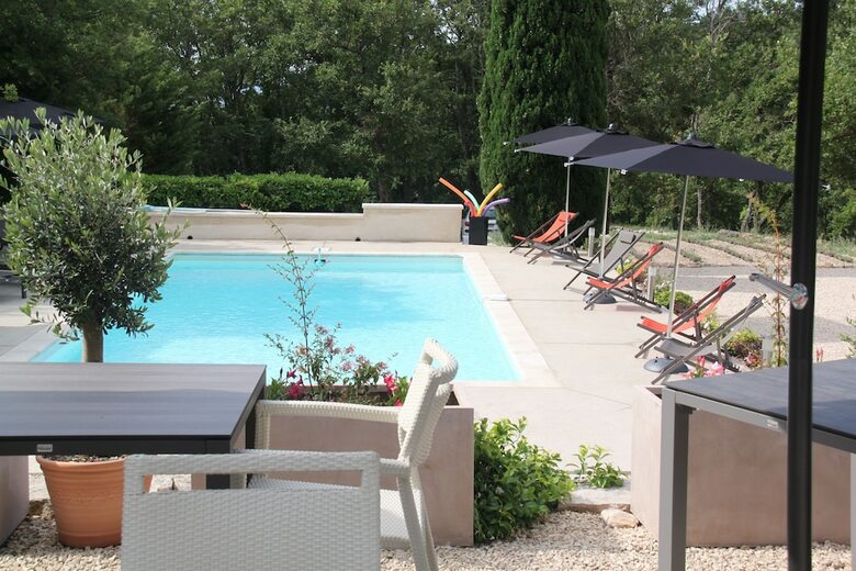Hameau Fleur de Pierres G�te