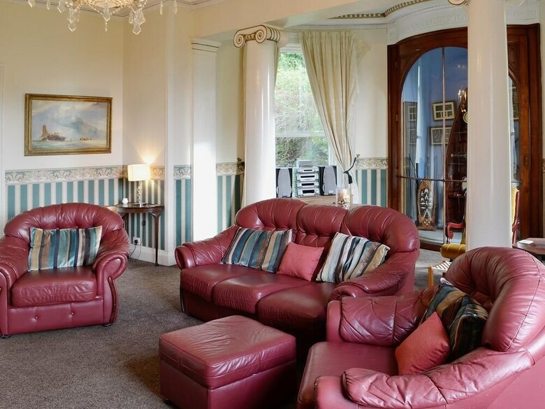Apartamentos Rosecraddoc Manor Self Catering Holidays