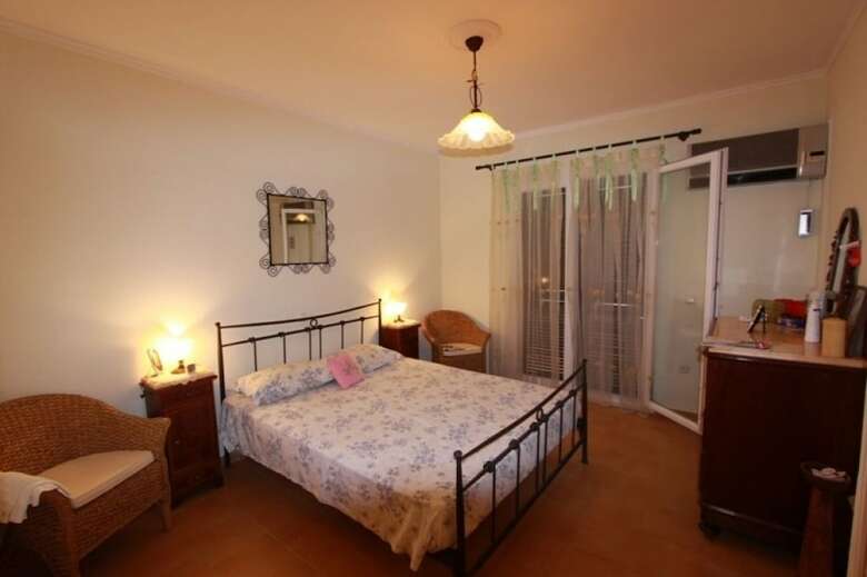 Menigos Aa1g No52 Beachfront 3bdr Villa