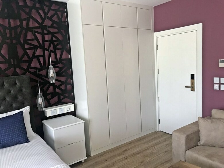 Hotel Ferush Otel