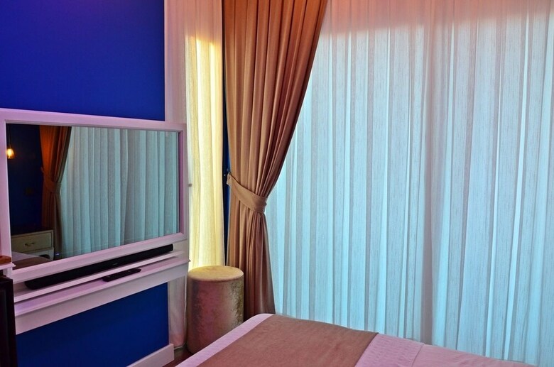 Hotel Ferush Otel