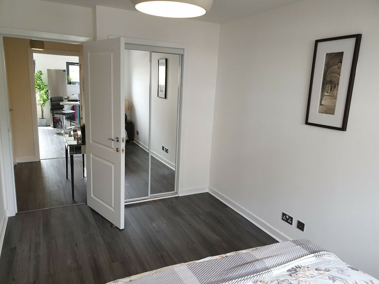 The Point Glasgow 2 Bed Apartment