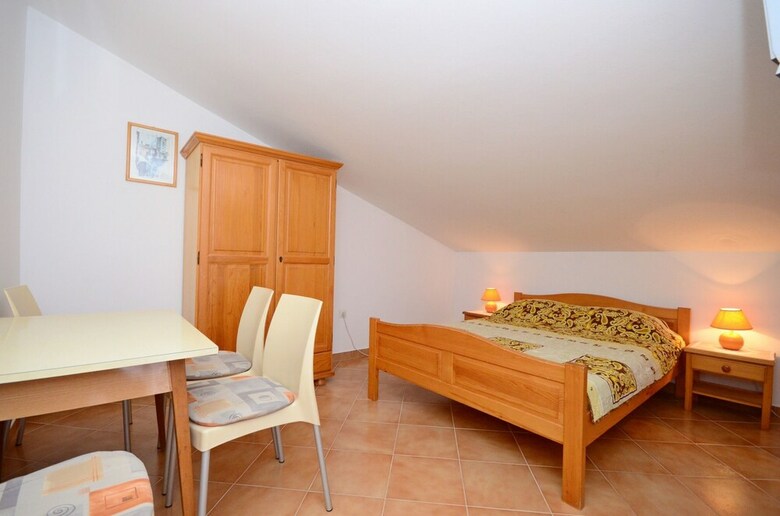 Apartments Ljiljana