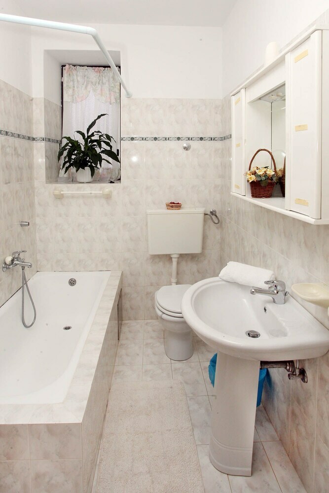 Apartments Antonieta
