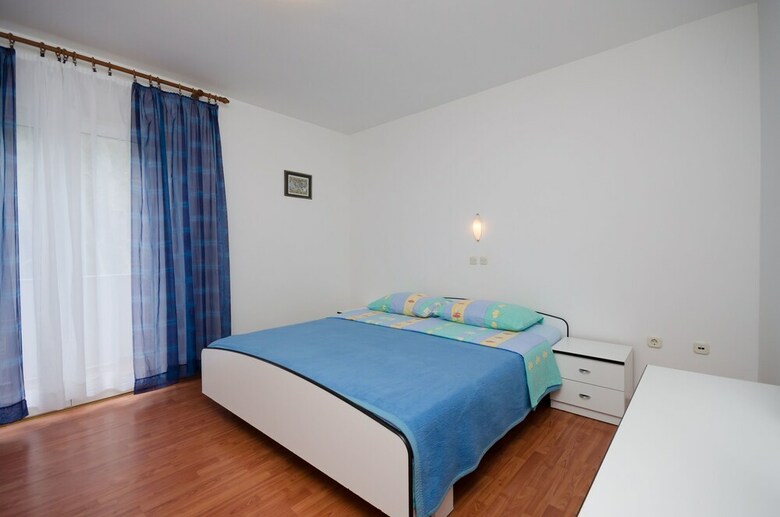 Apartments Mirjana