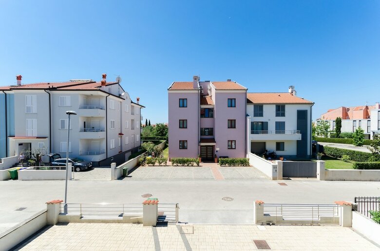 Apartments Valbruna