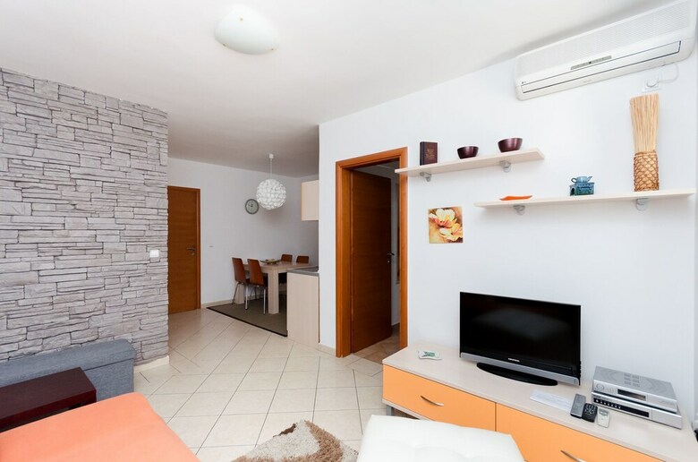 Apartments Valbruna