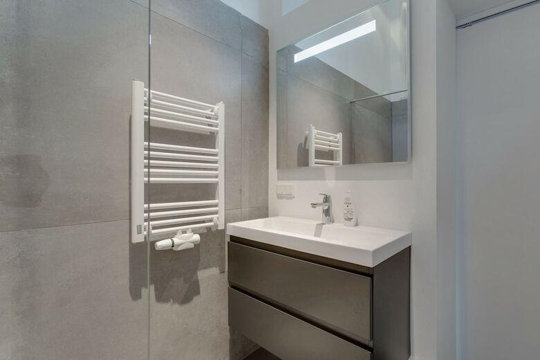 Design Apartment With Balcony