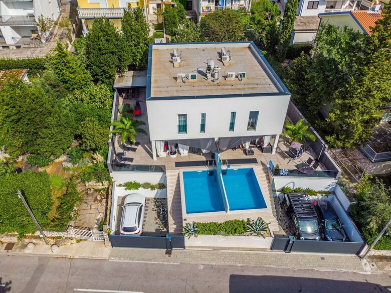 Villa Luna