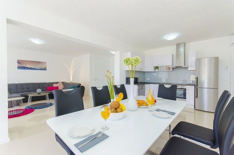 House Villa V