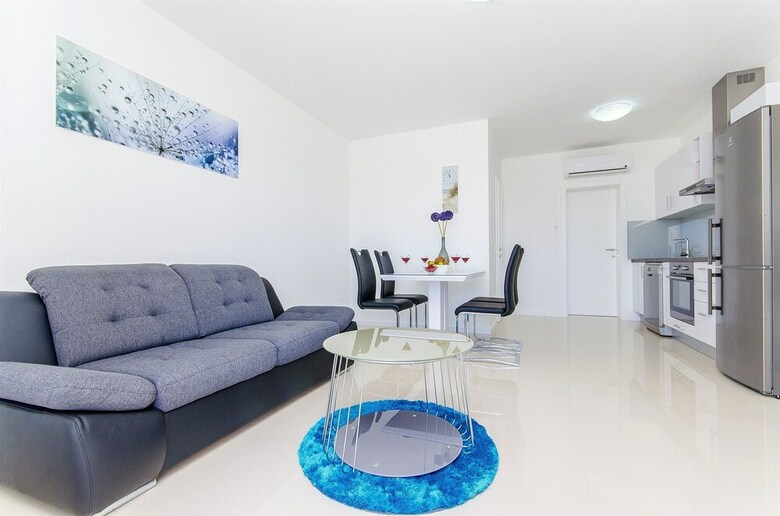 House Villa V