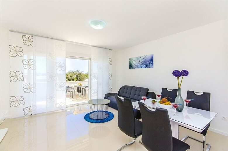 House Villa V