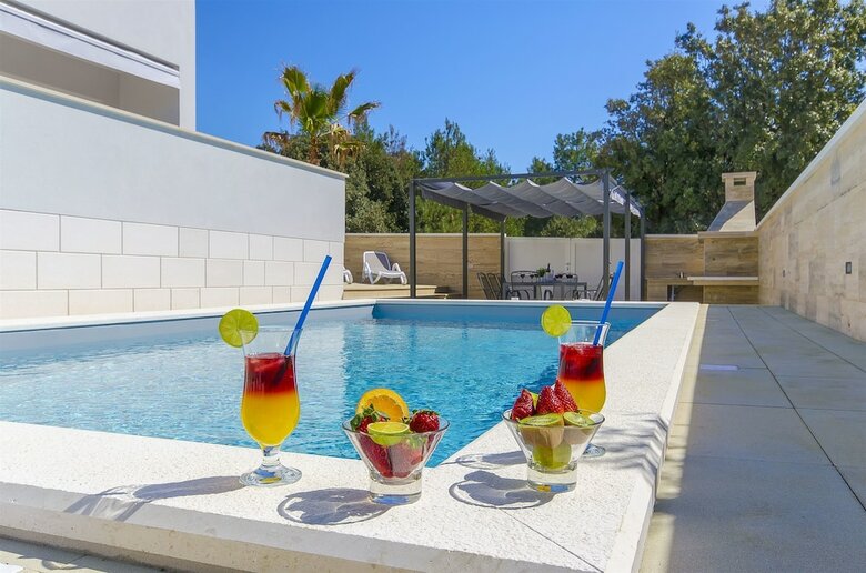 House Villa V