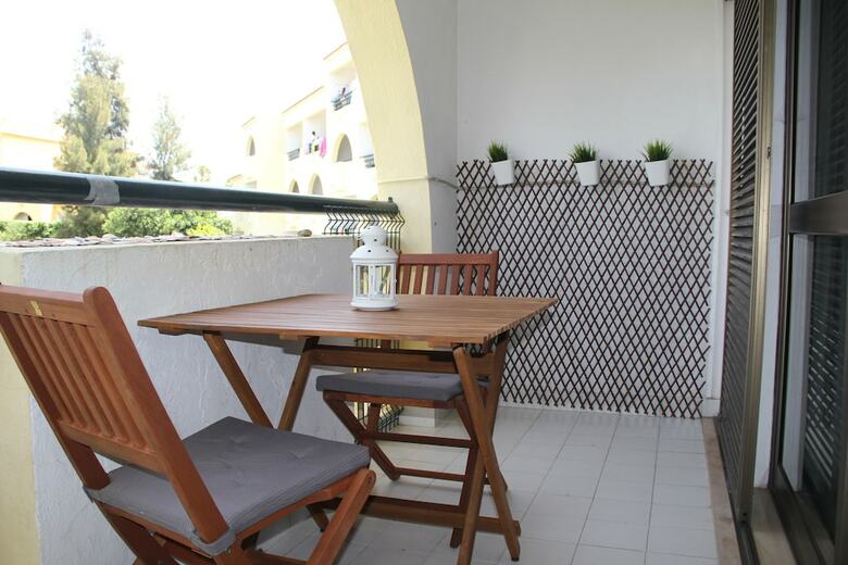 S�o Jo�o Sand T1 Apartment By Rental4all