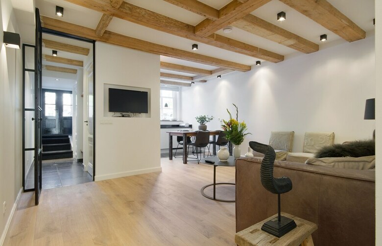 Modern & Luxurious 2 Bedroom Apartment