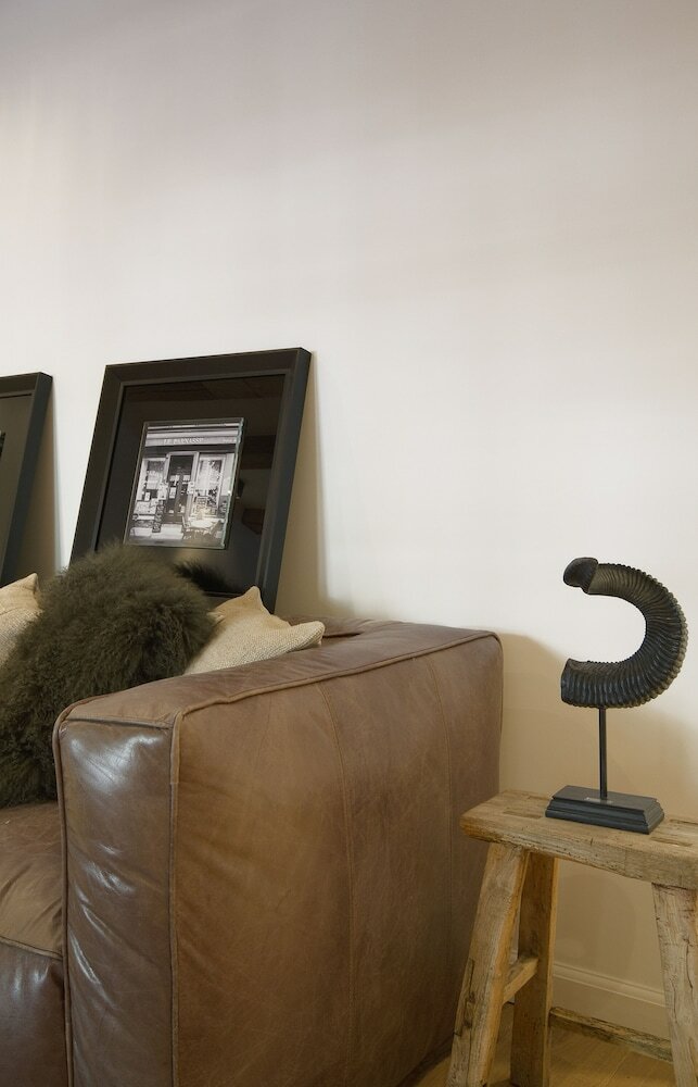 Modern & Luxurious 2 Bedroom Apartment