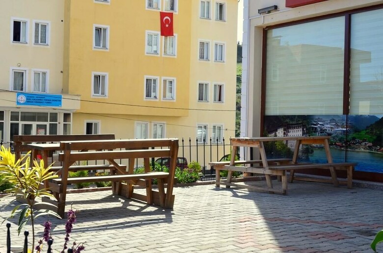 Ozgurcan Apart