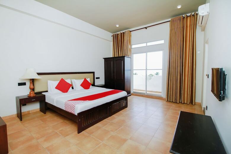 Oyo 245 The Kings Bay Hotel