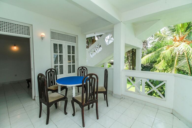 Oyo 245 The Kings Bay Hotel