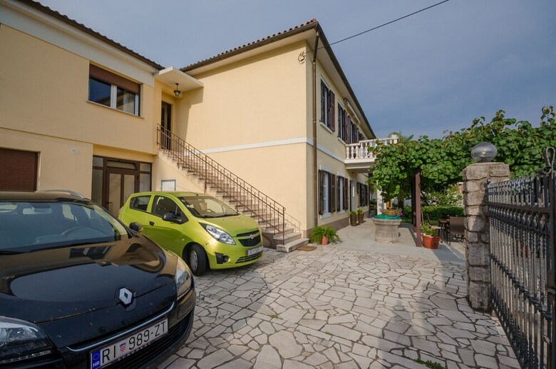 Apartment Aleksandra