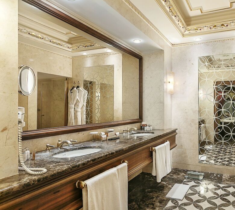 Savoy Hotel