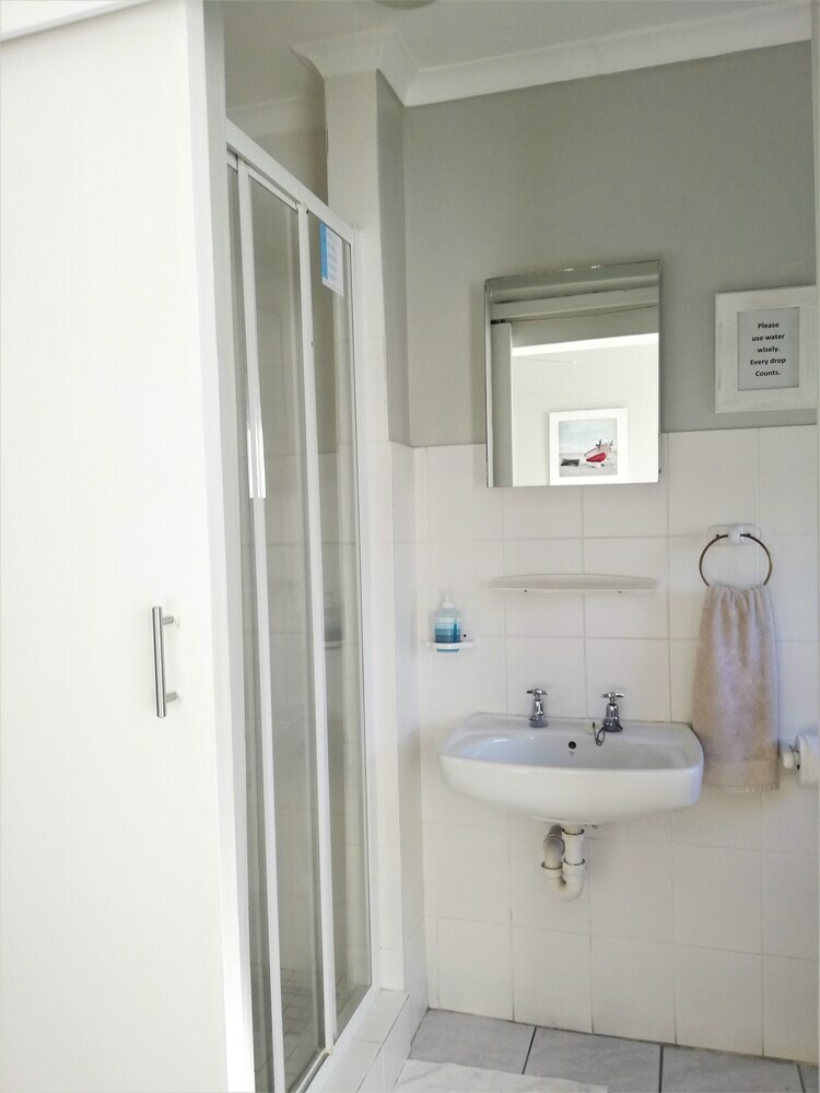 Bed & Breakfast Blouberg Dolphin Inn