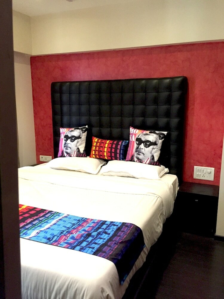 Aparthotel Landmark Suites