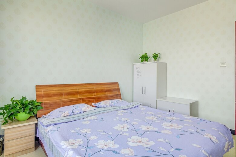 Goose Pagoda Apartment