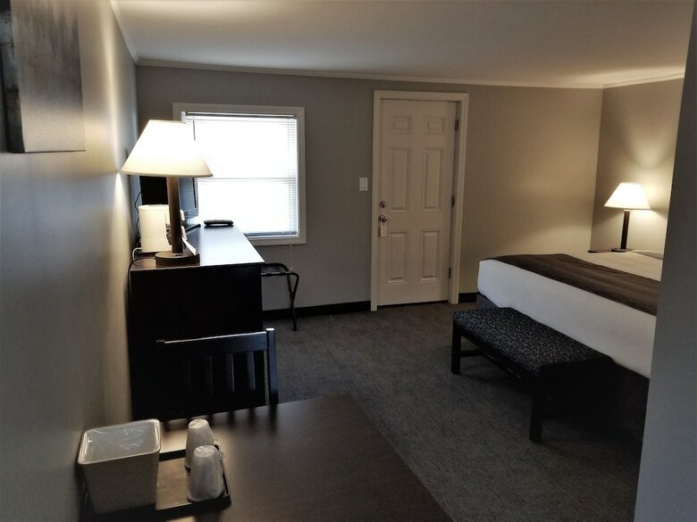 Motel Mt Madison Inn & Suites