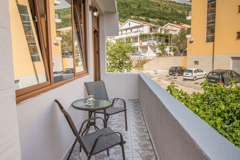 Hotel Jovan Apartments
