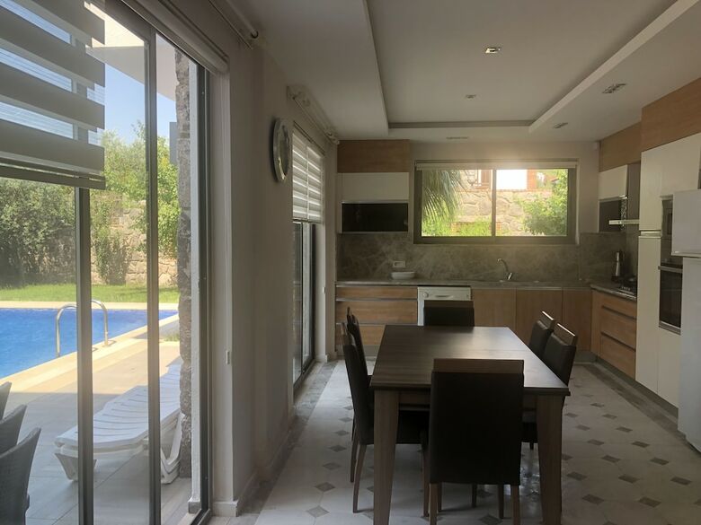 Demirci Villa Torba