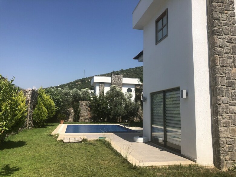 Demirci Villa Torba