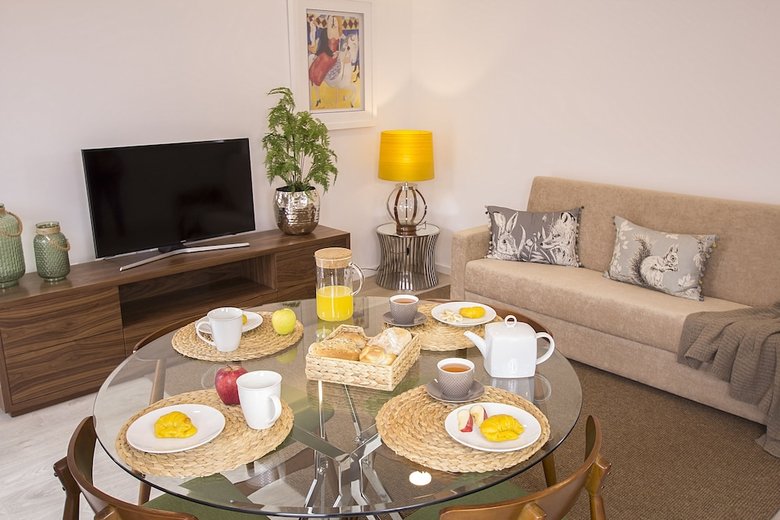 Tear Center Apartments