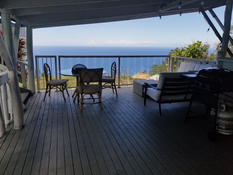 Bed & Breakfast Plumeria Grove Cottage