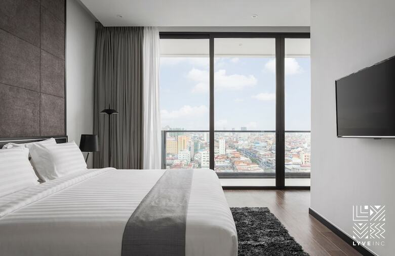 Lyve Inc Hotel & Residence
