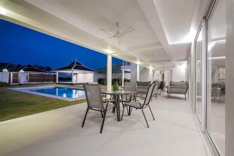 Luxury Modern 4 Bedroom Pool Villa - Fh206