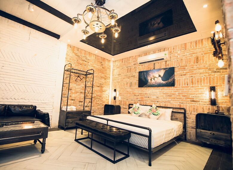 7s Hotel Koi Boutique