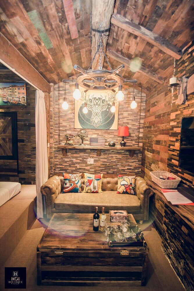 7s Hotel Koi Boutique