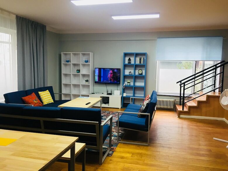 Hostal Ubrainbow