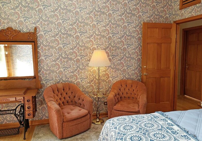 Bed & Breakfast The Birdhouse Inn