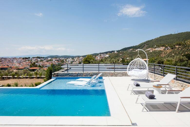 Hotel Amira