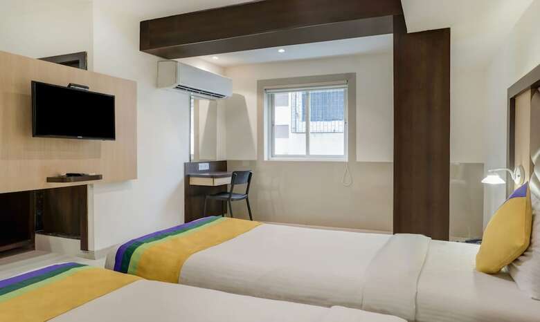 Hotel Treebo Trip Everest Lodging
