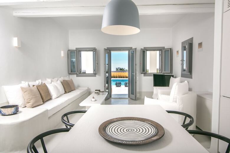 Philosophia Luxury Villa