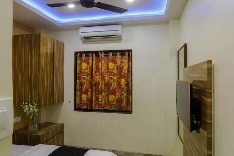 Hotel Al Shifa Residency
