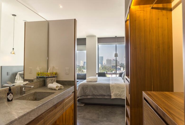 Aparthotel Suites Bq