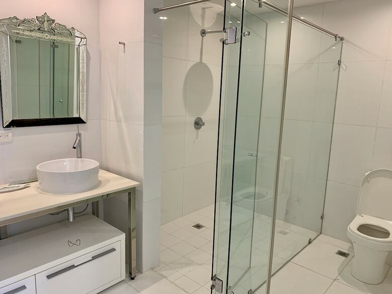 Apartamentos Yoo Towers Suites
