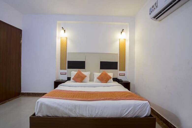 Hotel Comfort Plaza