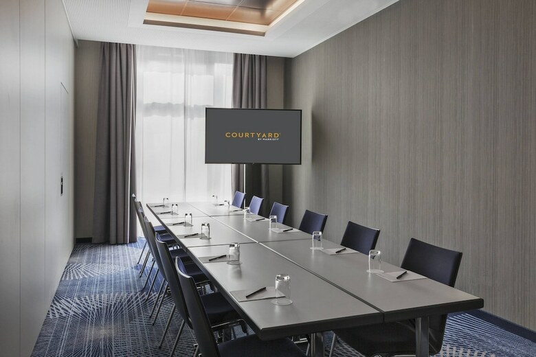 Hotel Courtyard By Marriott Hamburg City