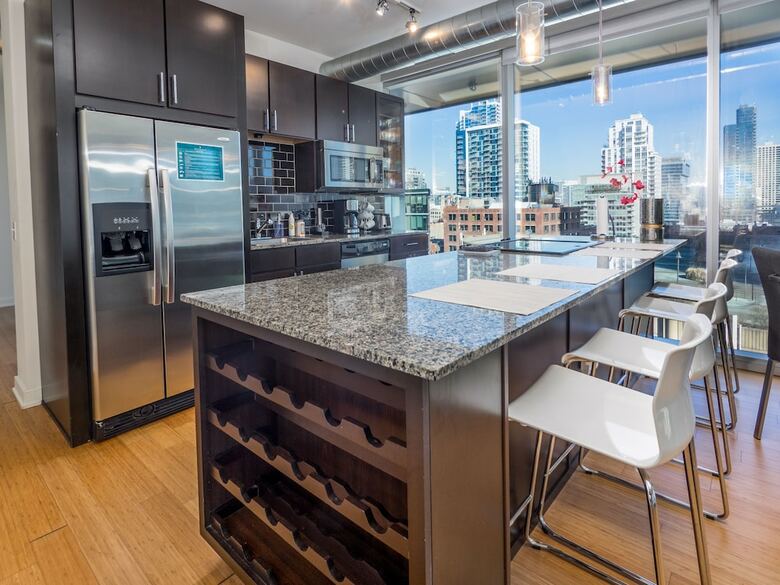 Seaport Residences By Barsala