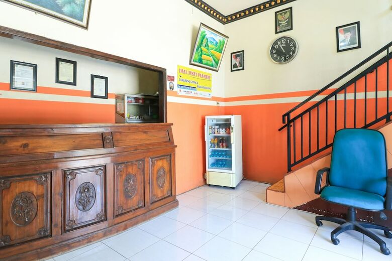 Hotel Losmen Bangkit Hidayah